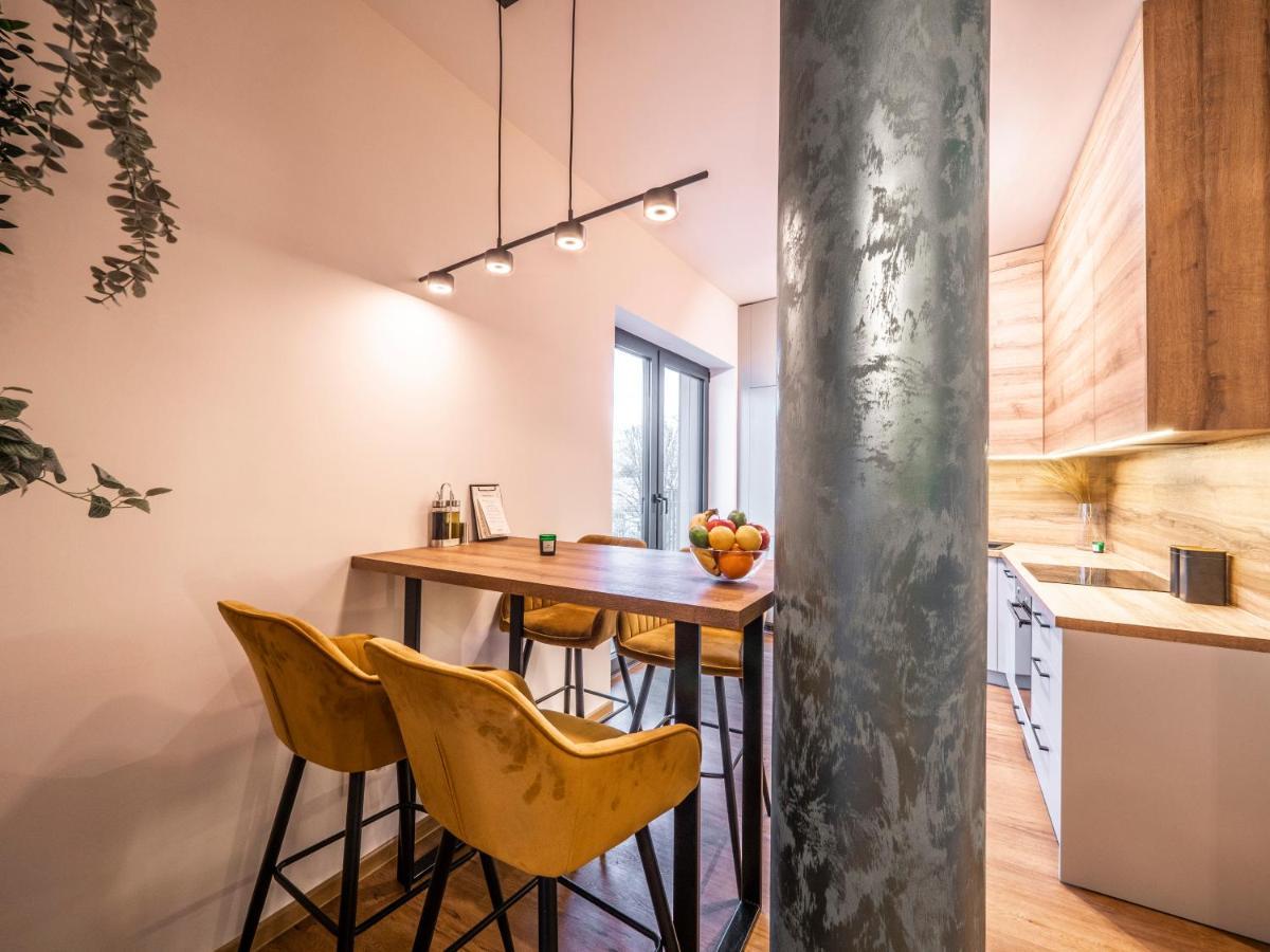 B10 Business Apartments Zilina Bagian luar foto